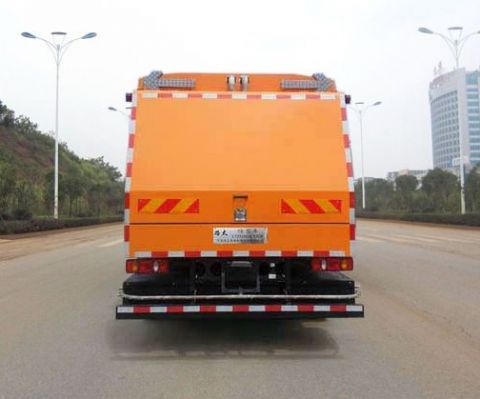 LTZ5180TCX5DF型除雪车