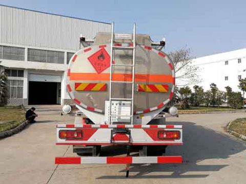 【东风六驱车】东风6x6越野车/东风越野客车YZZ5180GYYLDA型铝合金运油车