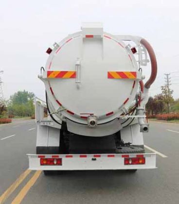 JHW5180GXWD型吸污车