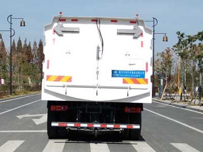 CLW5180TSLD5型扫路车