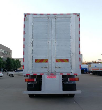 ǰĺ8x2жǰ46жǰĺж5310CCQD5䳵